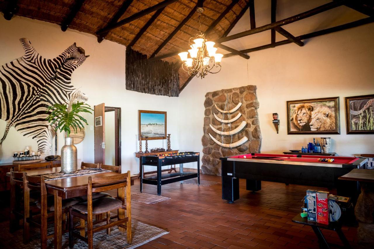Umkumbe Safari Lodge Riverside Skukuza Exteriör bild