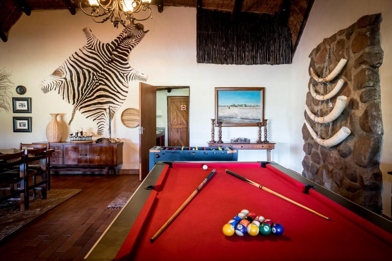 Umkumbe Safari Lodge Riverside Skukuza Exteriör bild
